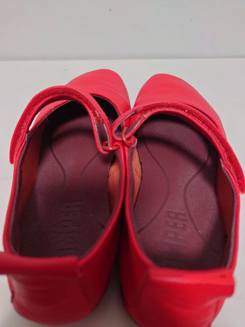 極美品✨カンペール ライトニナ ストラップバレエシューズ 赤