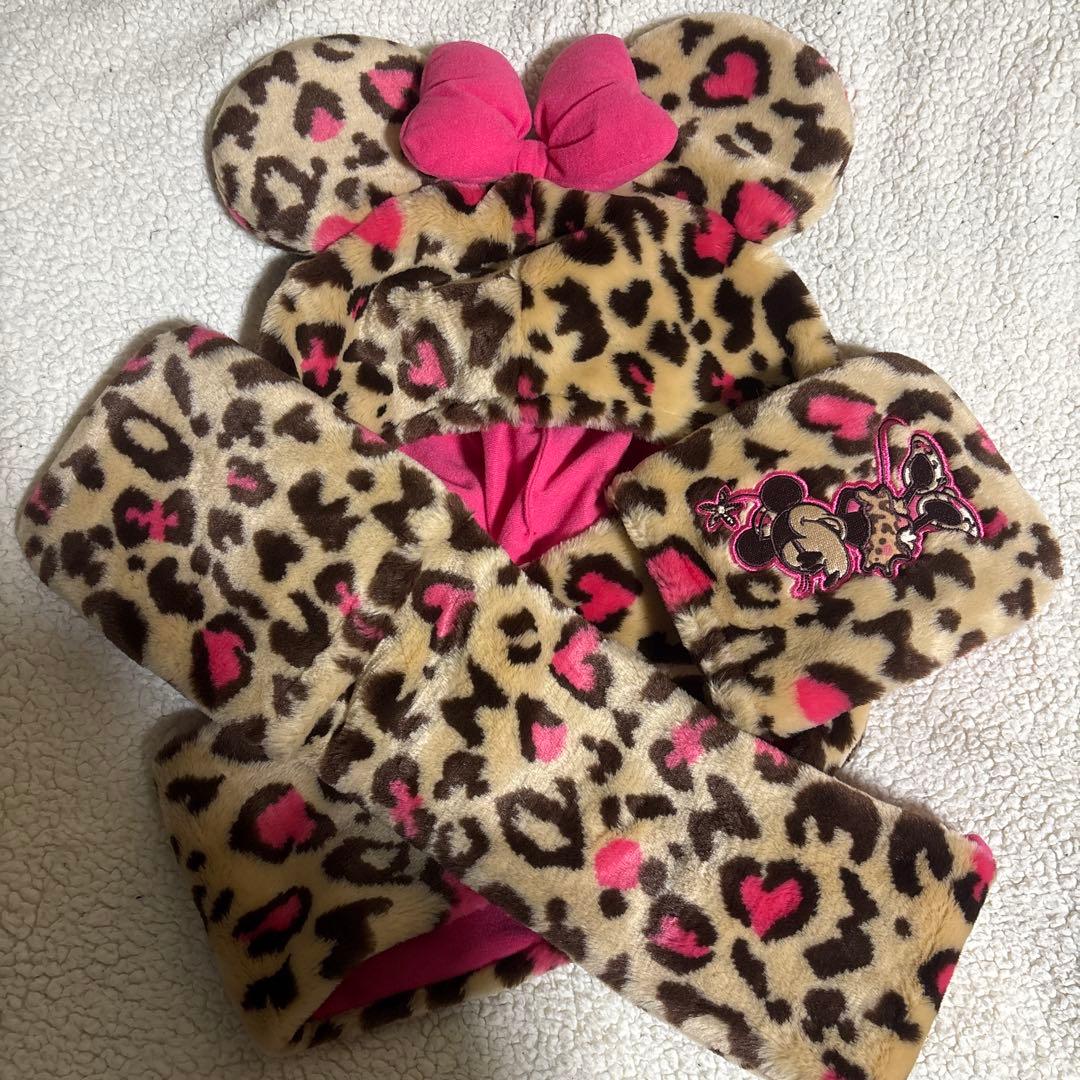 ディズニー ヒョウ柄ミニーマフラーキャップ