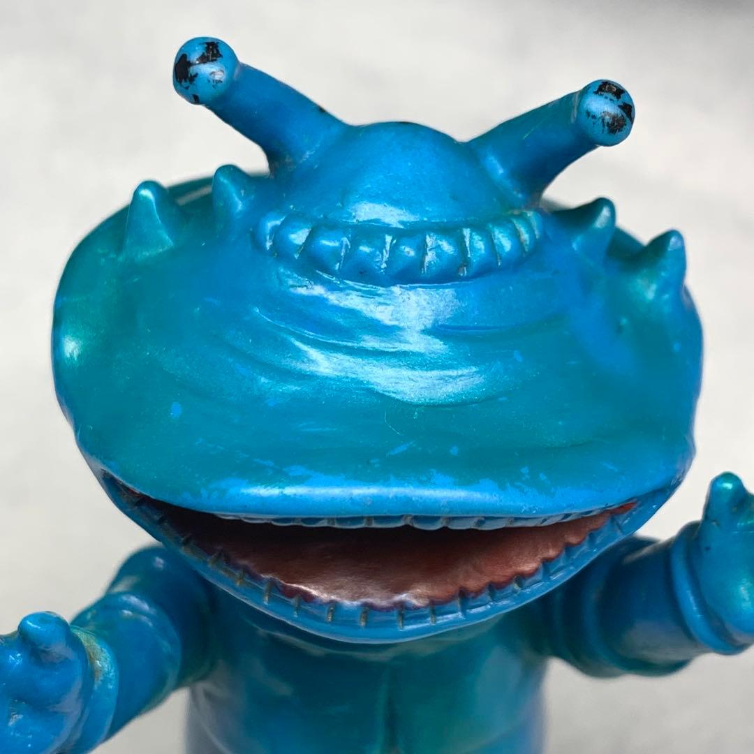 怪獣ジャンボ指人形　カネゴン