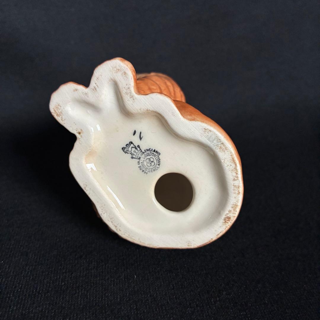 vintage   ロイヤルドルトン 陶器製 猫の置物