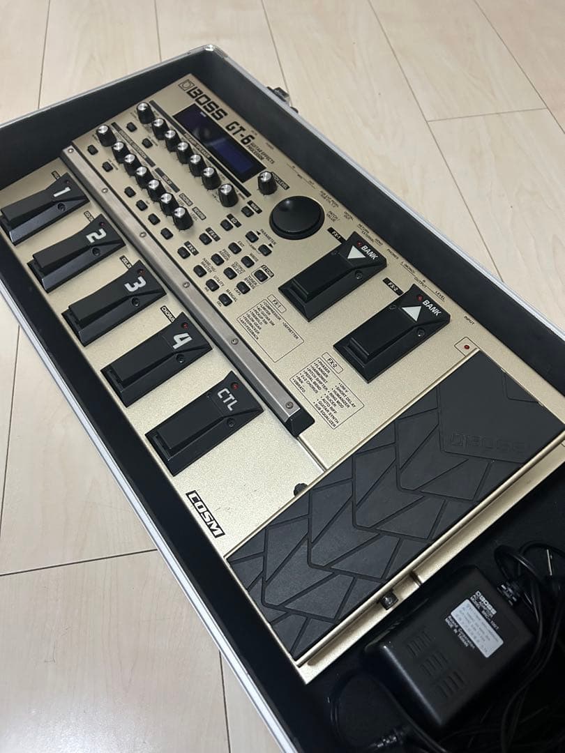 BOSS GT-6 ギター用　マルチエフェクター