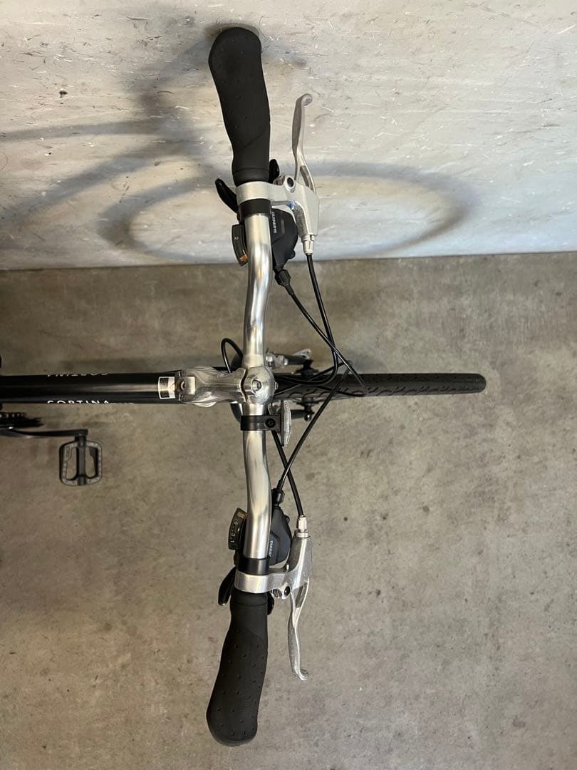 クロスバイク　Bianchi cortina ビアンキ コルティーナ