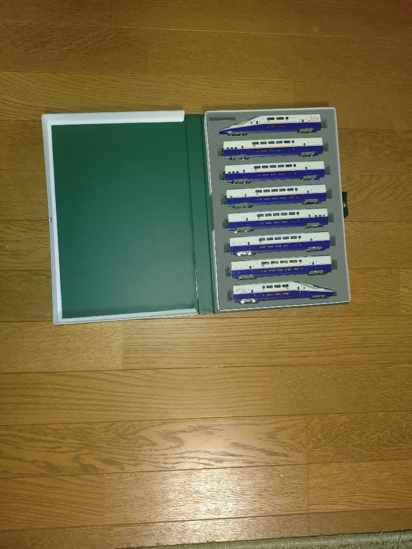 KATO　10-1427E４系新幹線Maxとき8両セット
