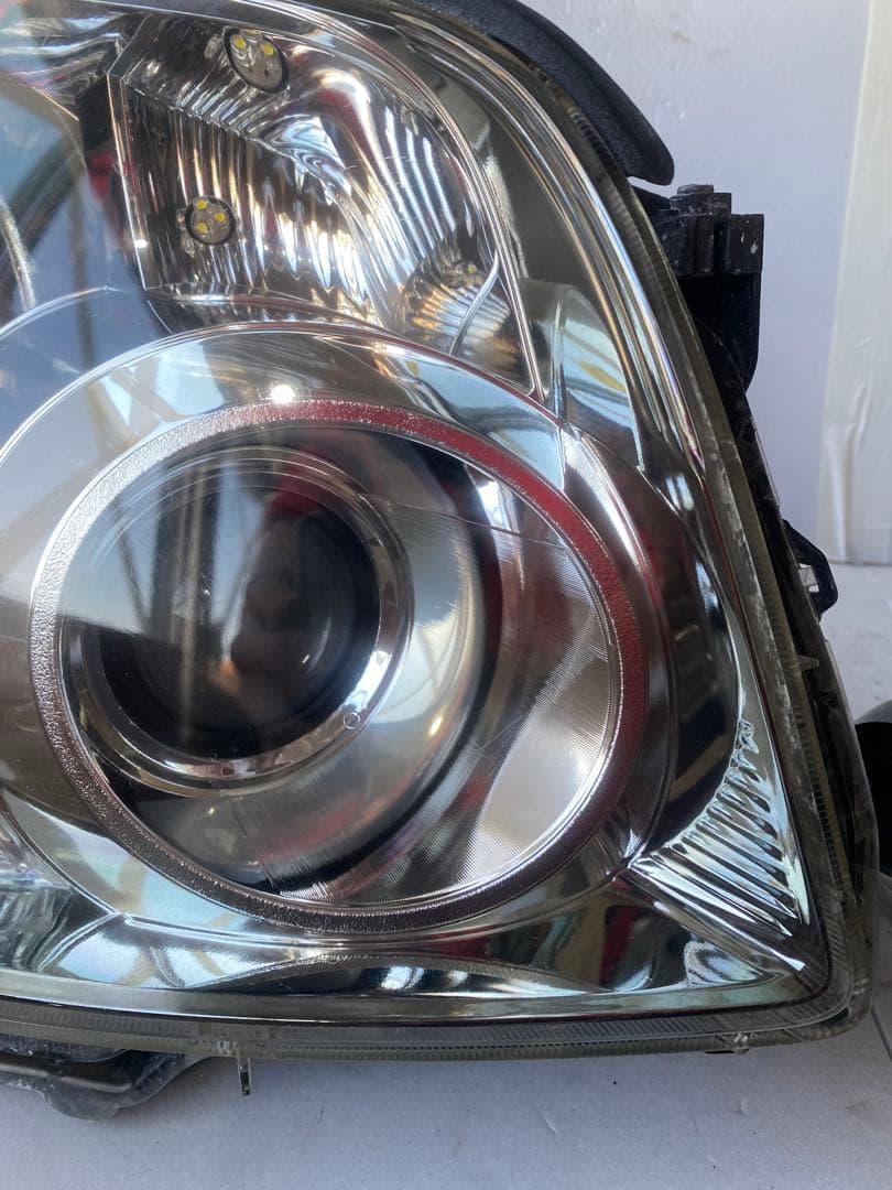 トヨタ ノア ヴォクシー 70系 前期 純正 HID ヘッドライト 左右セット