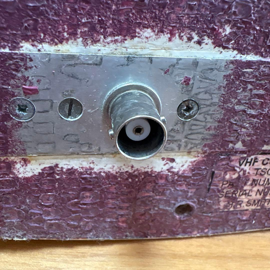 航空機用VHFアンテナ