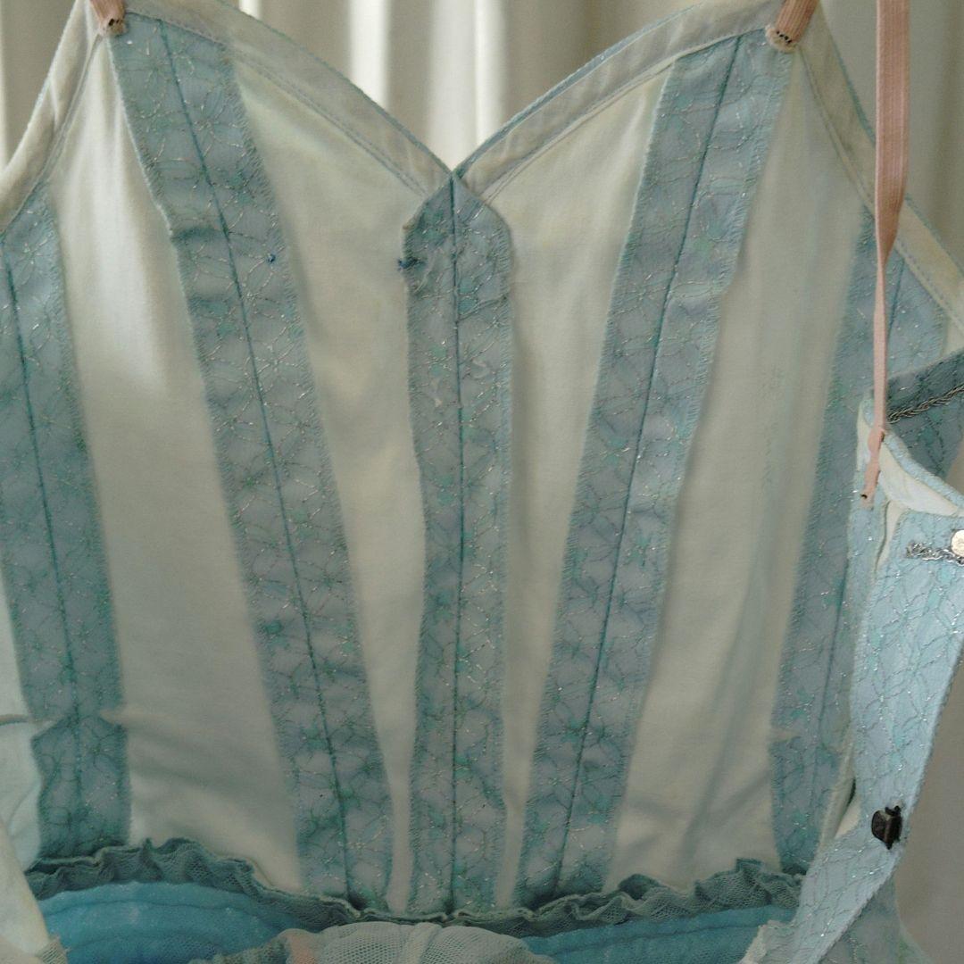 バレエ　水色チュチュ訳あり4着 ボン26cm　冠、袖付き　120〜130