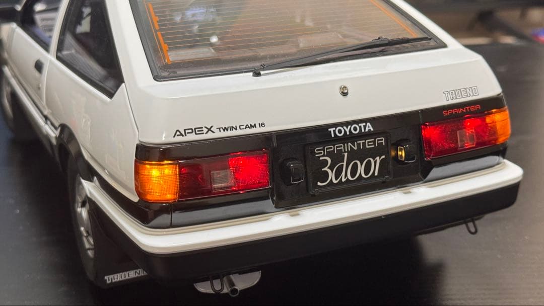 デアゴスティーニ　AE86 スプリンタートレノ　1/8スケール