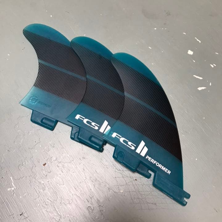 FCSⅡ essential series performer thruster