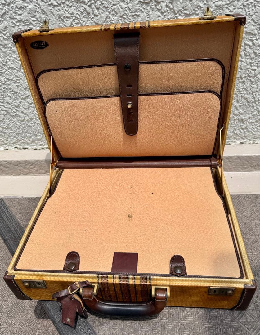 イタリアの素敵な旅行カバン　SELLIER ヴィンテージ1930-40s ケース