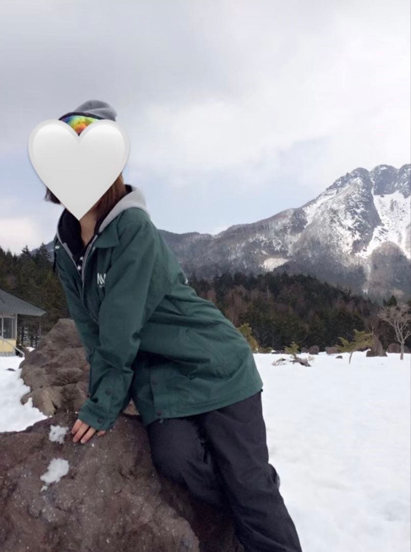 ダブルエーハードウエア　スノボウエア