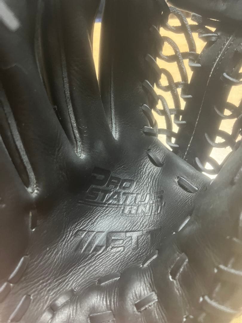 ZETT プロステイタス 左投げ用グローブ 黒 旧ロゴ