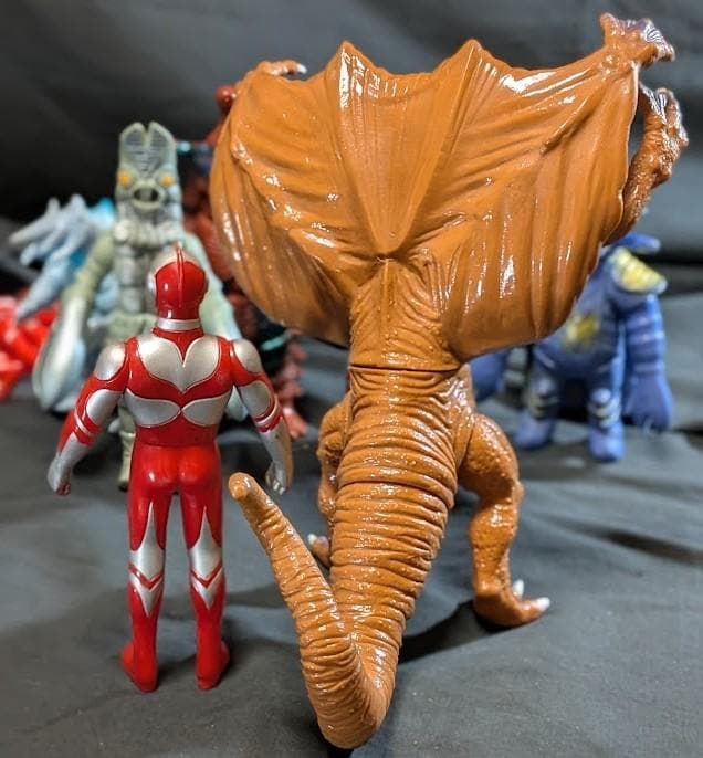 ウルトラマン80＆バルタン星人5代目・グレート＆ゲルガドン他（バンダイ）10体