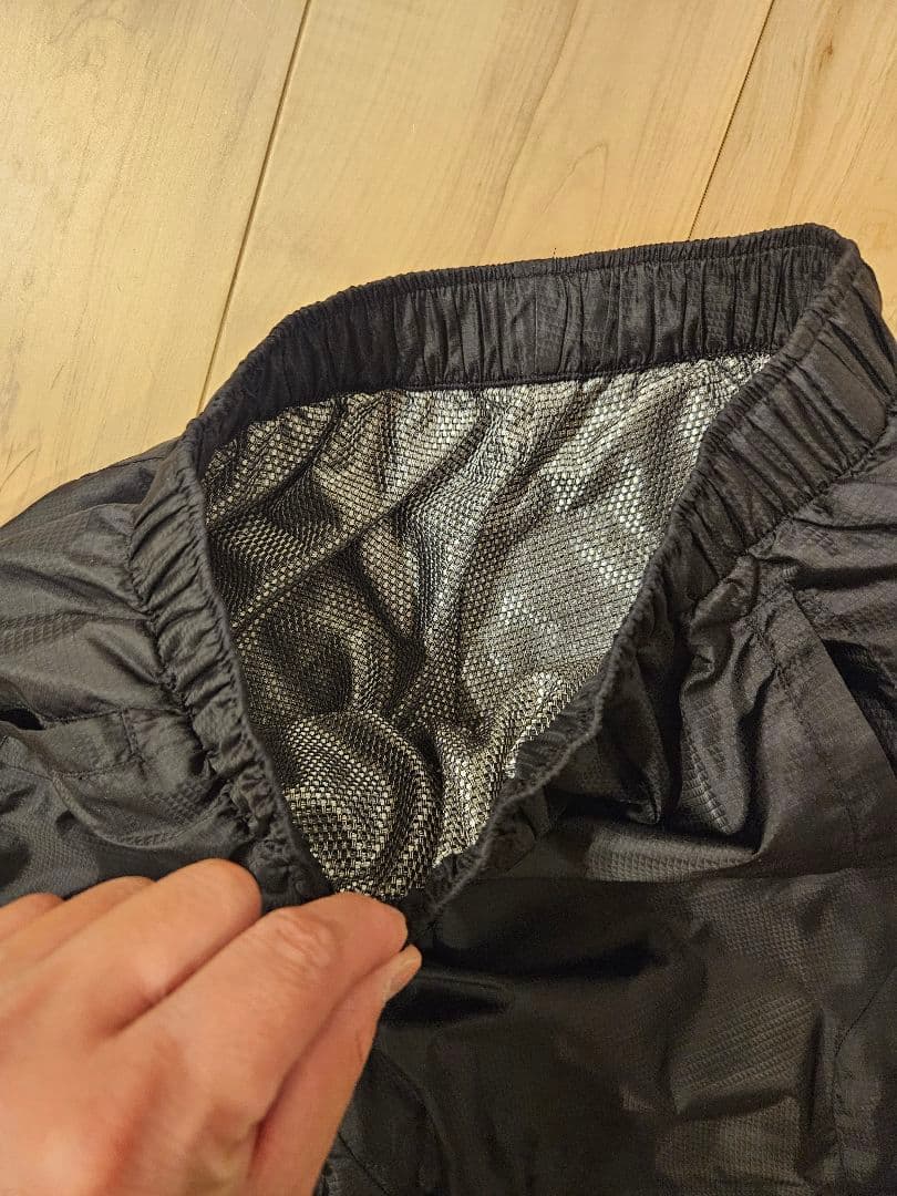 ミズノプロ　上下セット・ウインドブレイカーセット。