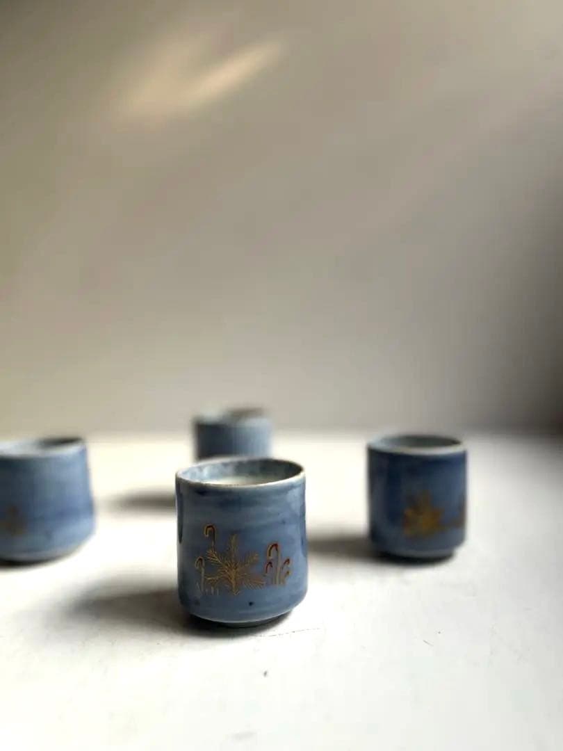 331 骨董 アンティーク 古伊万里 薄瑠璃金彩 のぞき猪口 4点組 幕末