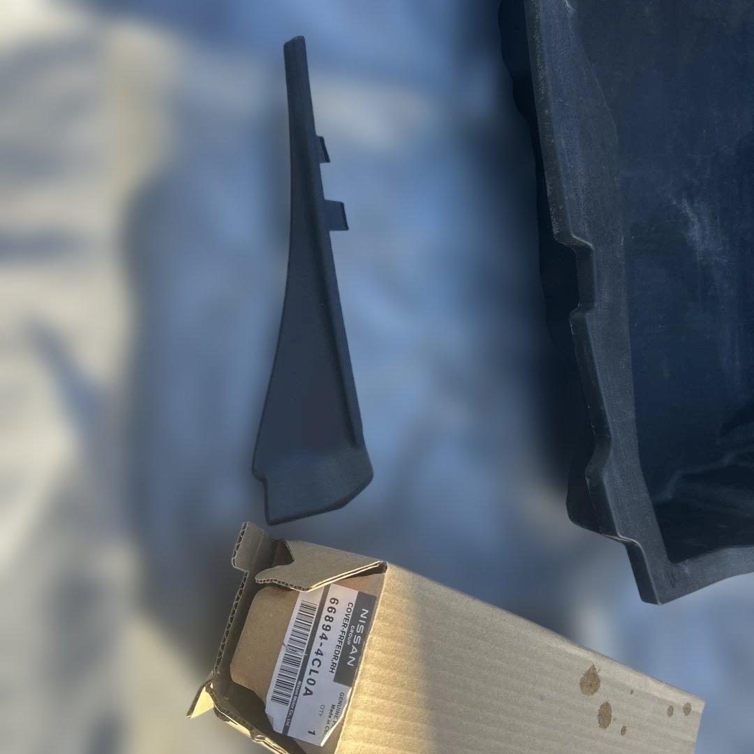 エクストレイル t32 収納　他