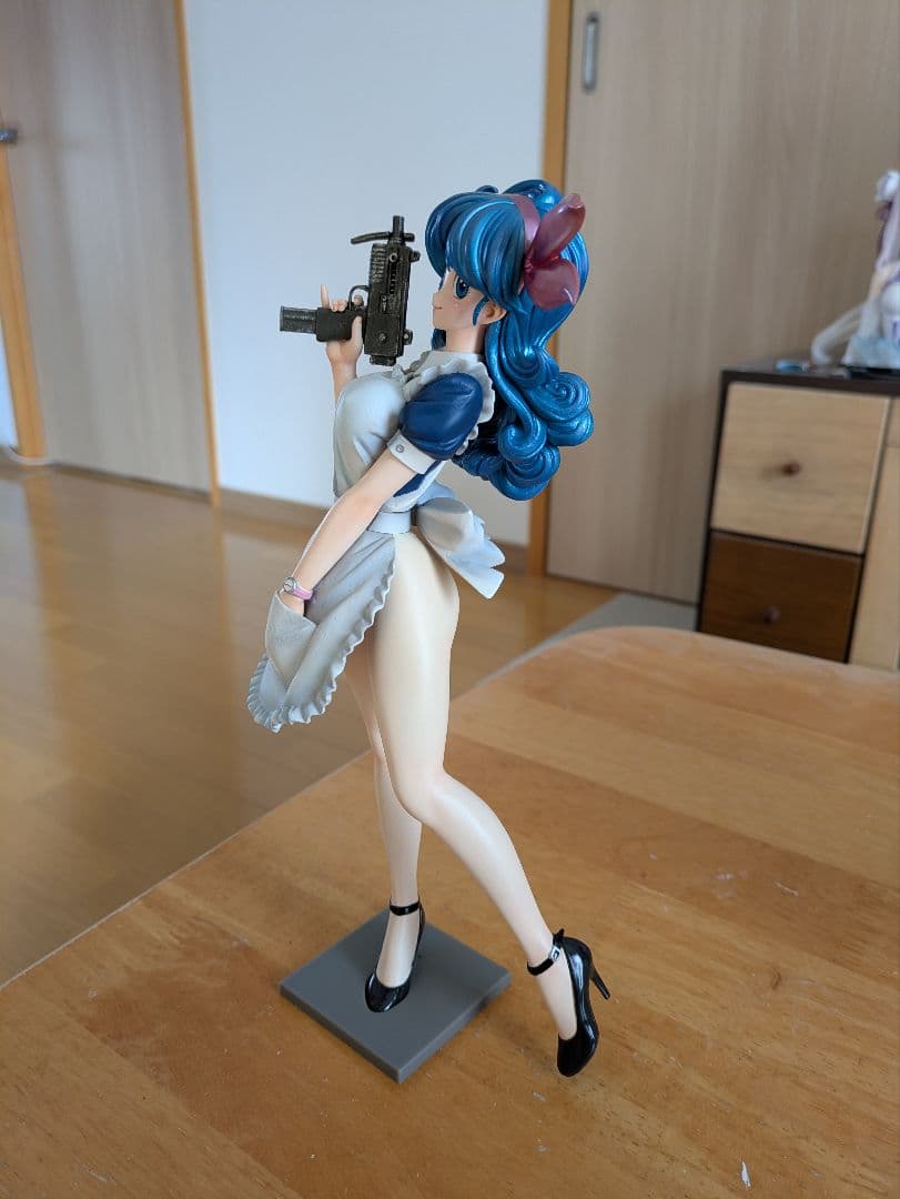 ランチ　リペイント　GLITTER&GLAMOURS