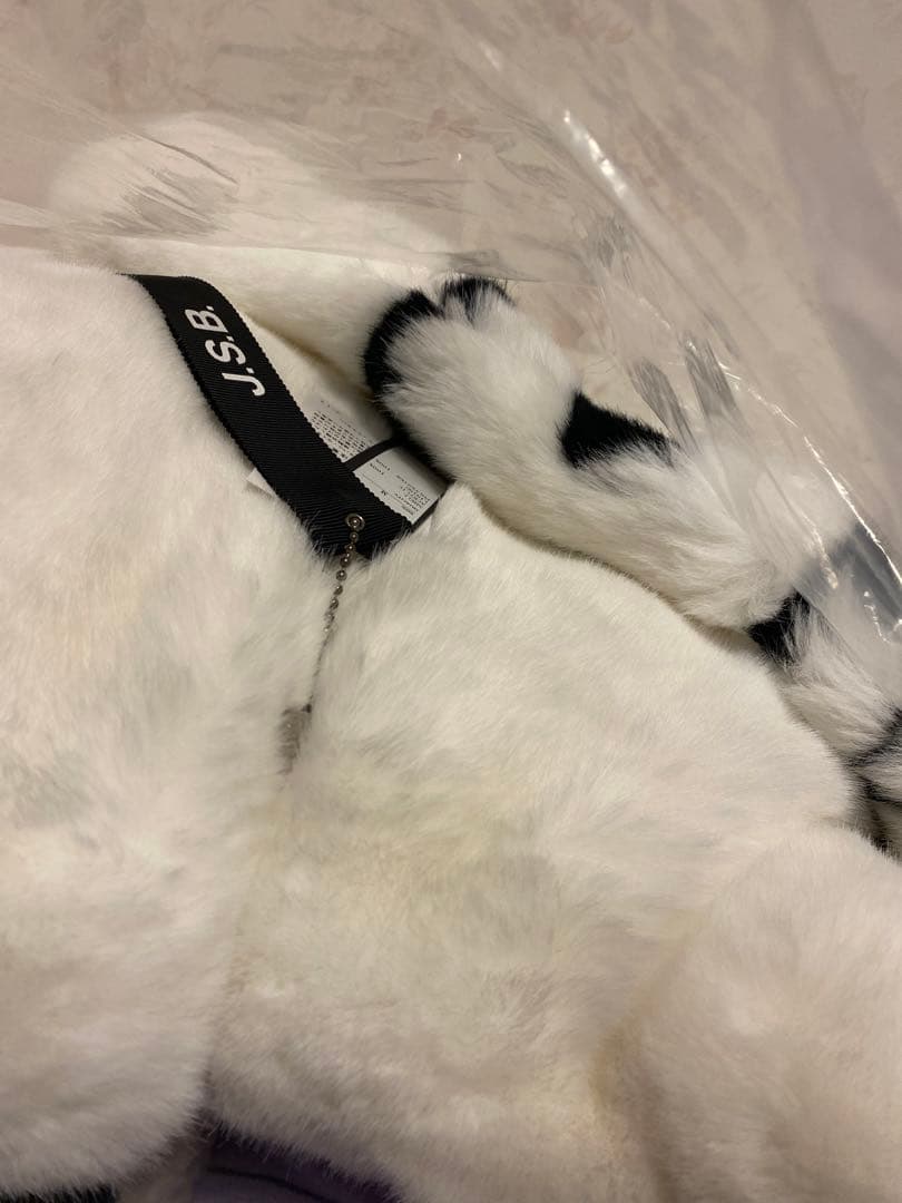 JSB 三代目 フェイクファーコート　モコモコ