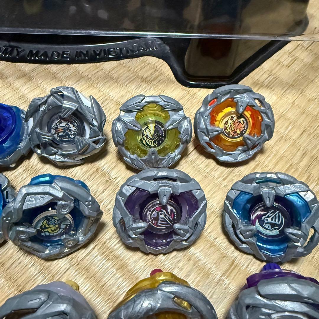 ベイブレードX引退品ベイ31個フルセットまとめ売り本日23:59まで値下