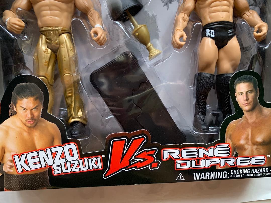 WWE ケンゾー・スズキ vs ルネ・デュプリー フィギュアセット