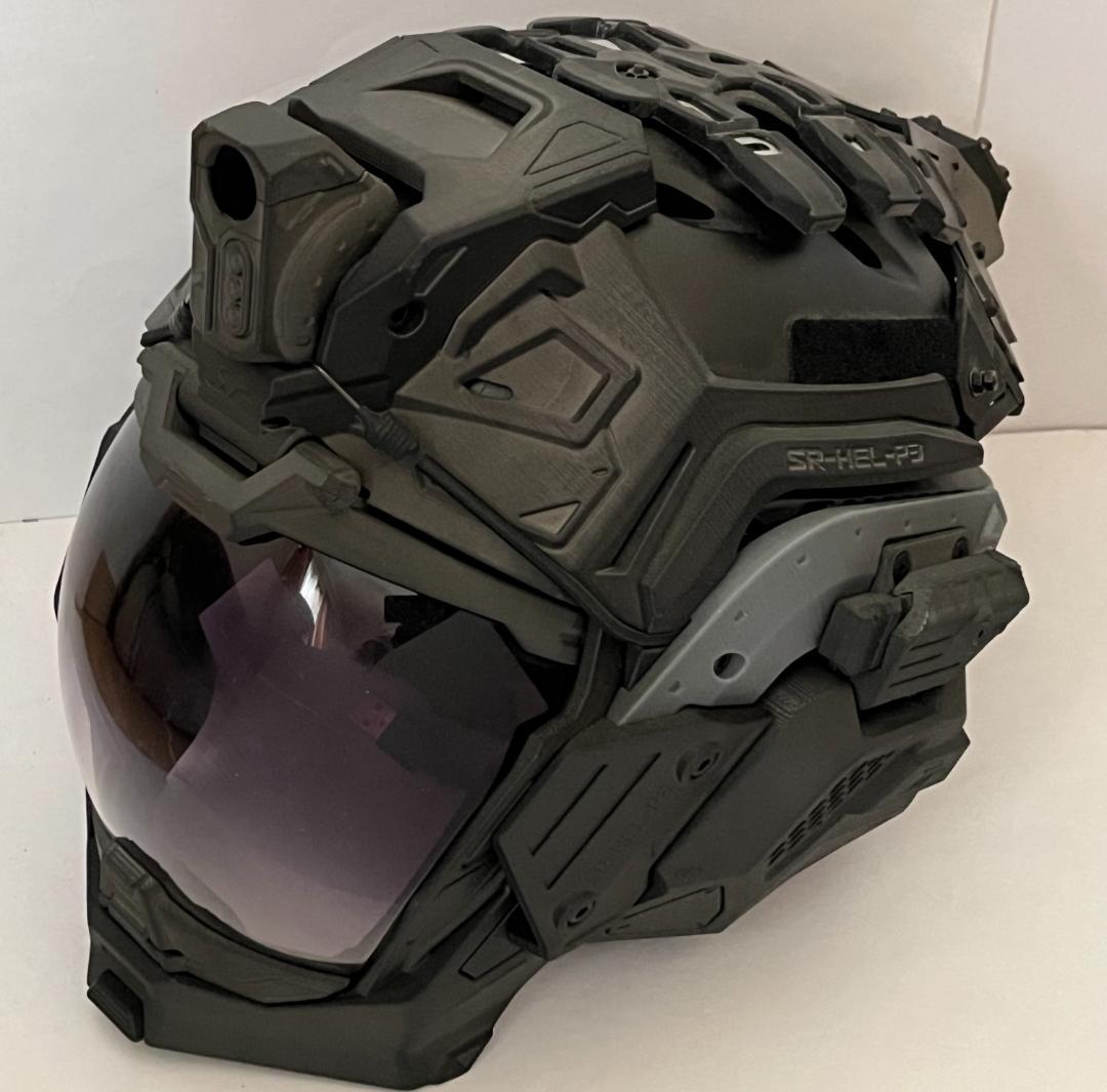 SRU SR-HEL-P3 タクティカルヘルメット 装飾パーツ付 FAN付