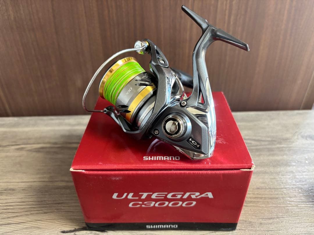 SHIMANO ULTEGRA C3000 スピニングリール