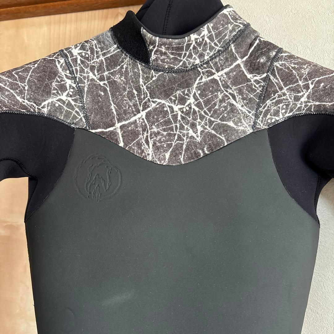 使用回数少　キッズ　セミドライ　130-135センチ