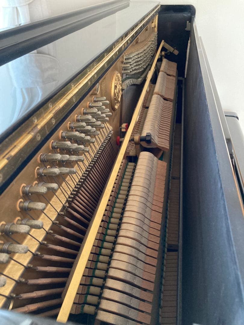 KAWAI アップライトピアノ 黒