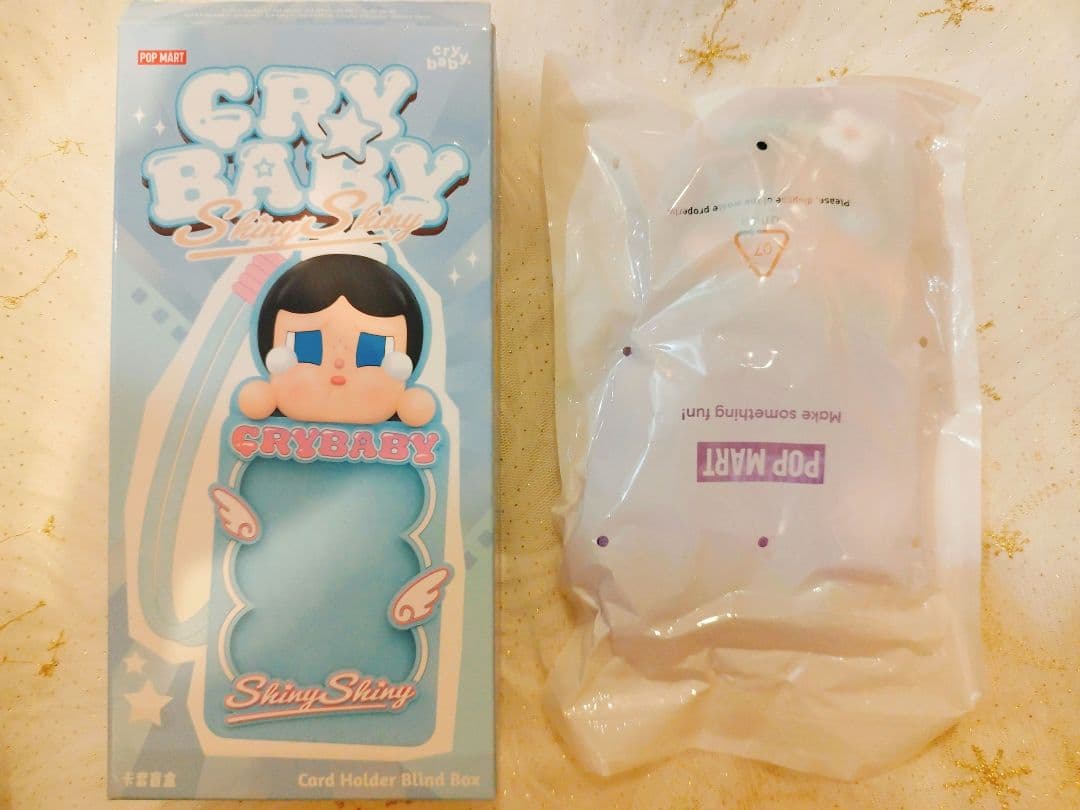 CRYBABY イヤフォンケース カードホルダー キャット ぬいぐるみ