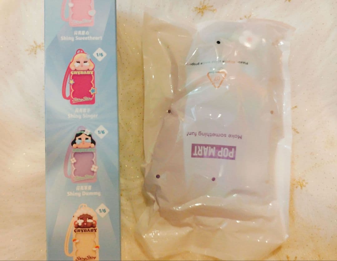 CRYBABY イヤフォンケース カードホルダー キャット ぬいぐるみ