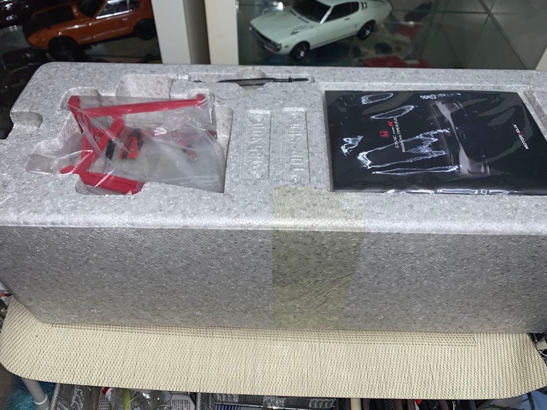 MOTORHELIX 1/18 ホンダシビックtypeR(ブラック)