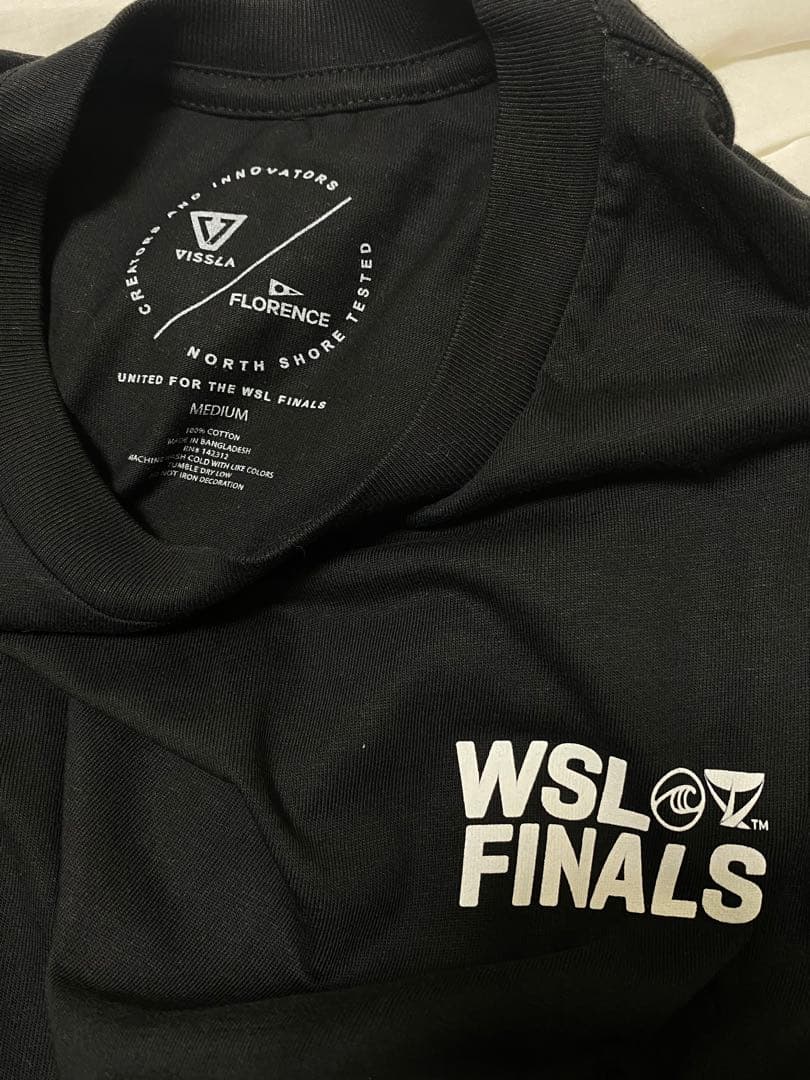 ★限定品★FLORENCE ジョンジョン WSL Finals パーカー黒 M★