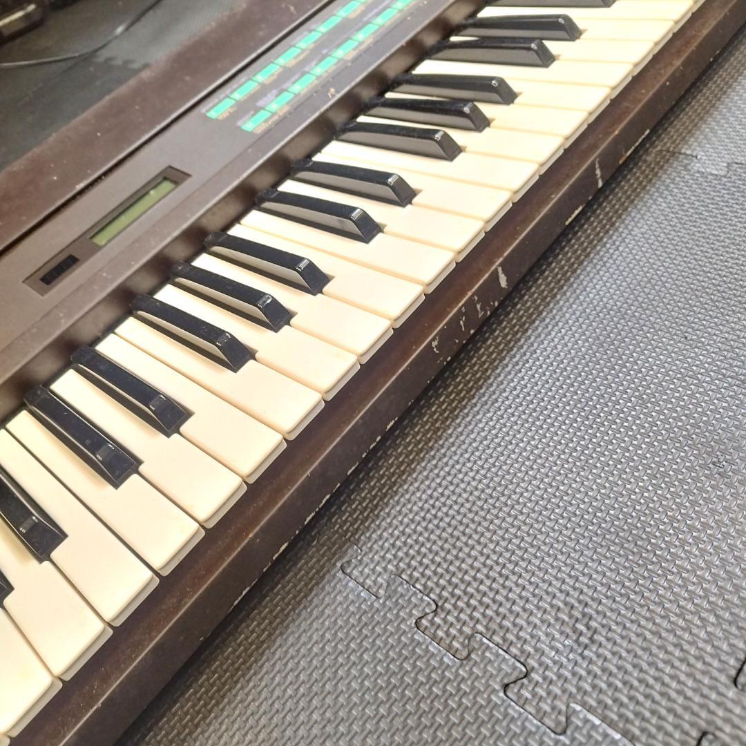 YAMAHA DX9 キーボード　純正専用ケース付　 シンセサイザー　ヤマハ