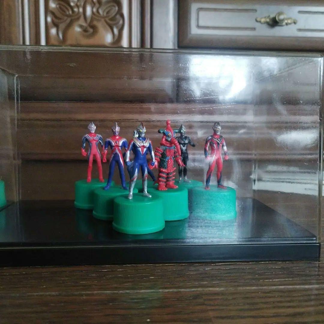 【美品】ウルトラマンボトルキャップ　シークレット込み全２４種　三ツ矢サイダー