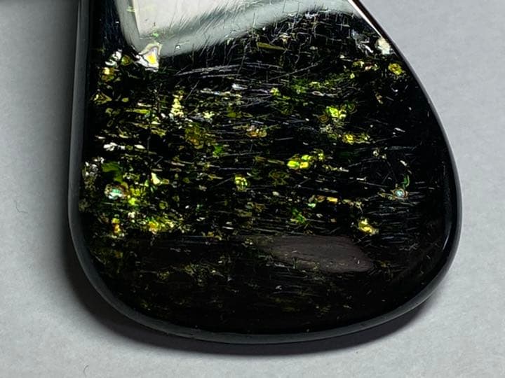 グリーントルマリン　スライス　177.6ct