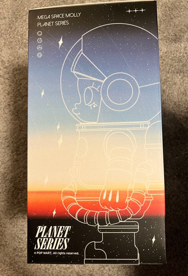 POPMART 400％ SPACE MOLLY Planet シリーズ