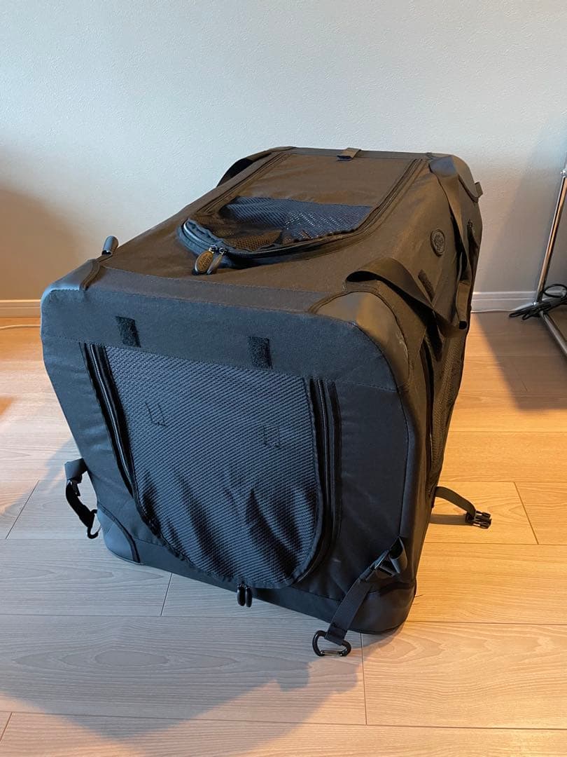 中型犬用メッシュ窓付きキャリーバッグ (フォルダブルペットキャリア)折り畳み式