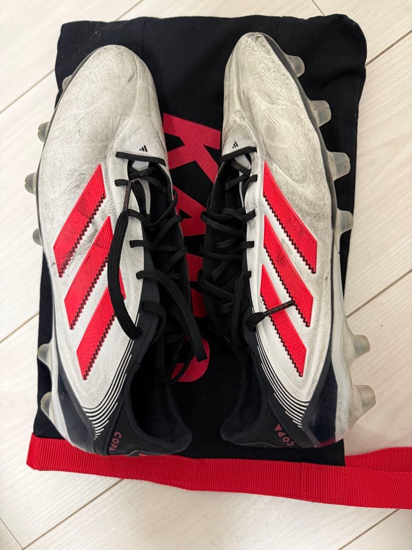 adidas サッカーシューズ copa27cm ホワイト/レッド 収納袋付き