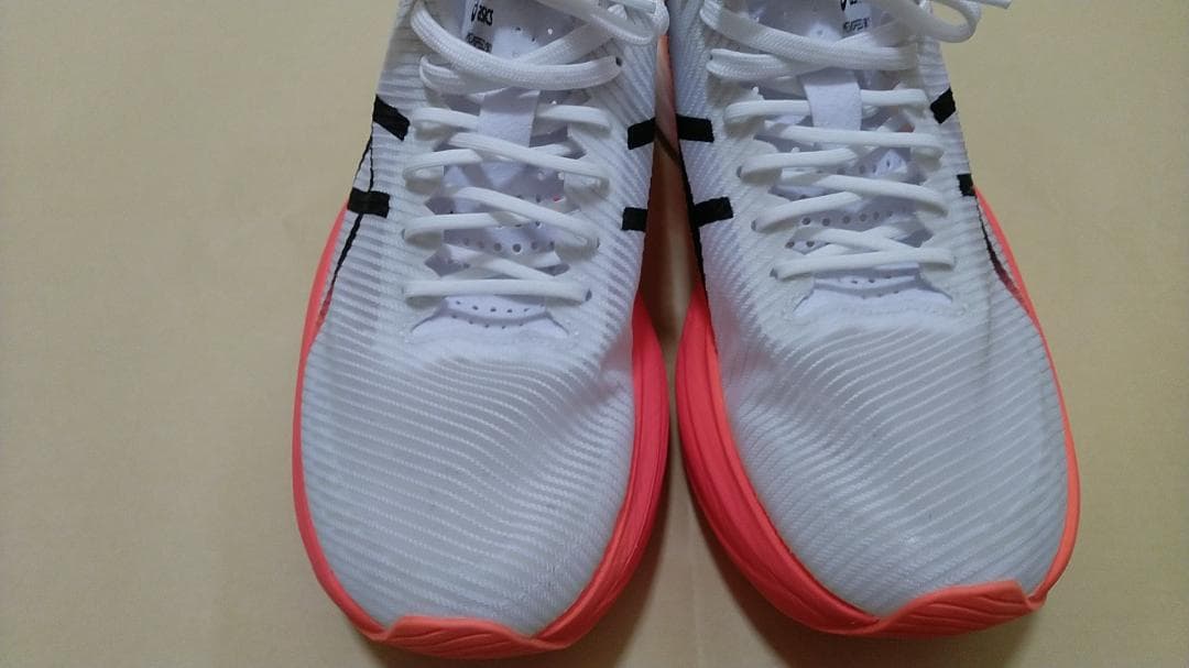 アシックス メタスピードスカイプラス 25.5cm