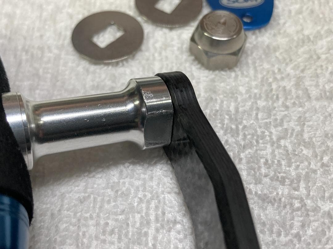 スタジオオーシャンマークNO LIMITS AE85Caカーボンハンドル