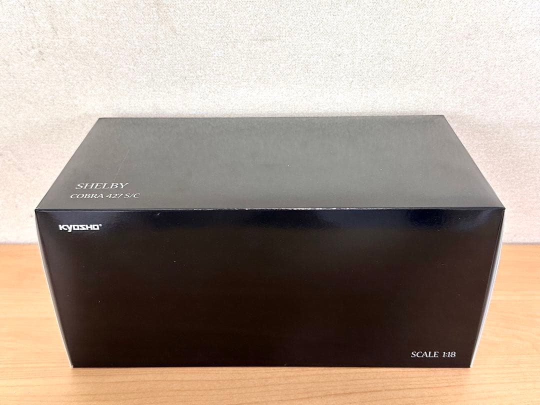 京商 1/18 シェルビー コブラ 427 S/C (ダークブルー)