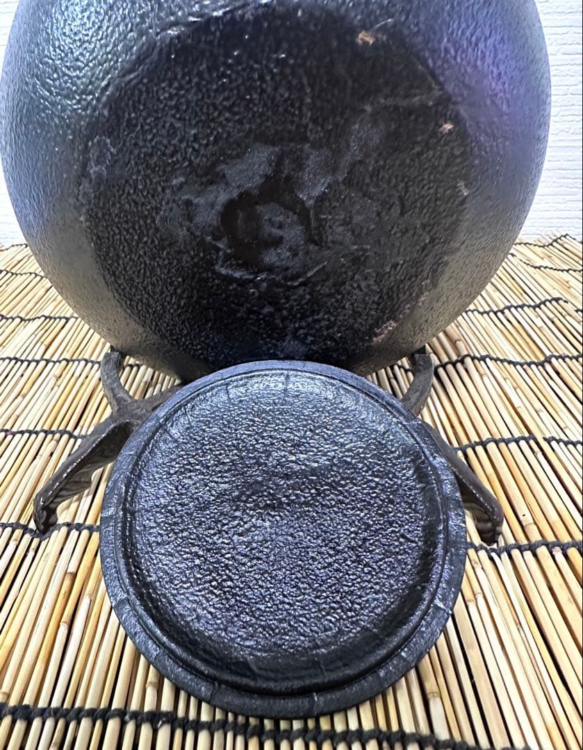 未使用、保管品　南部成龍堂鋳造所　斎峰　及川光正造　宝珠形馬蹄鉉　南部鉄瓶