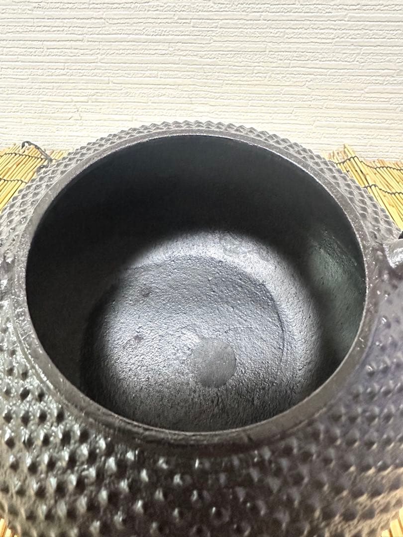 未使用、保管品　南部成龍堂鋳造所　斎峰　及川光正造　宝珠形馬蹄鉉　南部鉄瓶