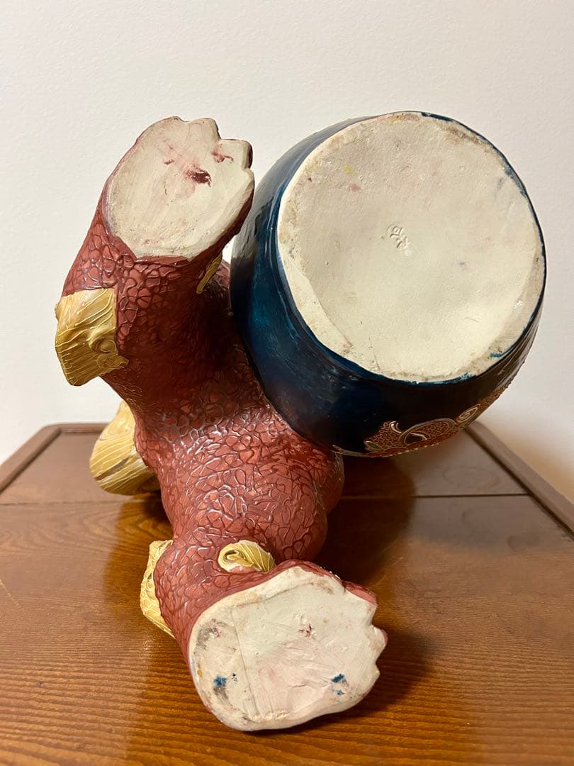 九谷焼　玉乗り獅子　魔除け　縁起物　金　赤