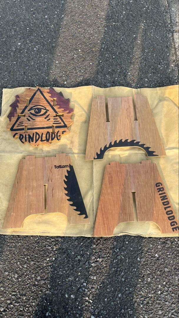 m*m様 Grindlodge グラインドロッヂ　スツール