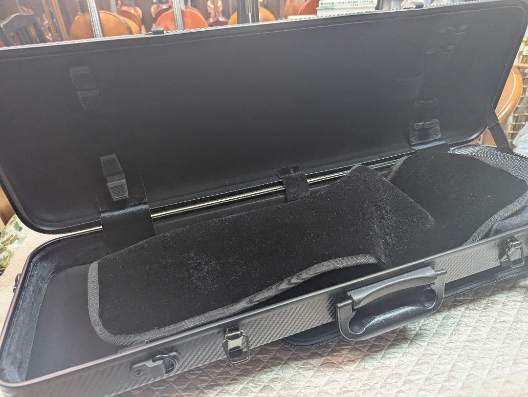 GEWA製 PURE CASES 4/4バイオリンケース カーボンファイバー