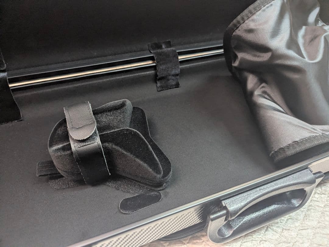 GEWA製 PURE CASES 4/4バイオリンケース カーボンファイバー