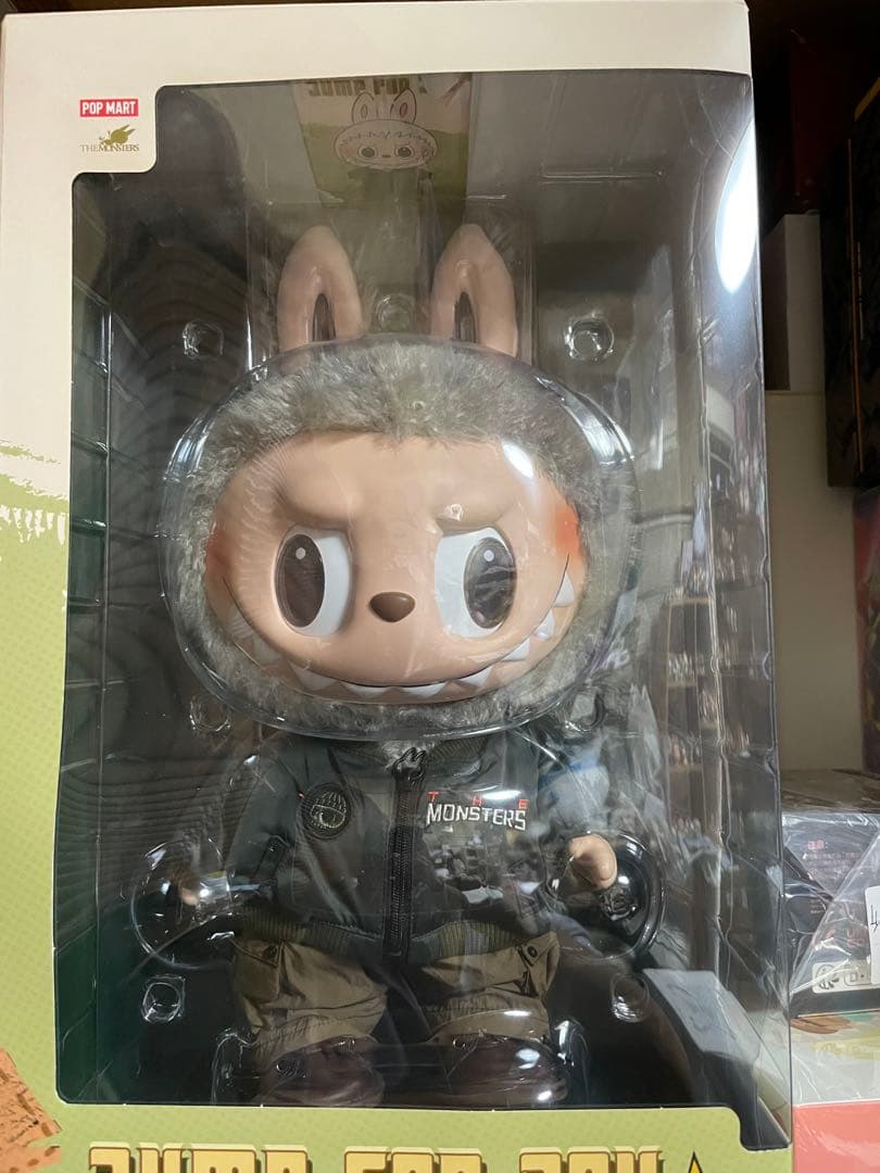 最終値下げ　正規品　labubu JUMP FOR JOY ぬいぐるみ