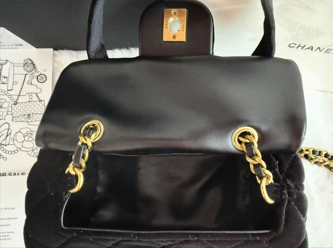 CHANEL VIP ショルダーバッグ　ベロア ゴールドチェーン　ノベルティ