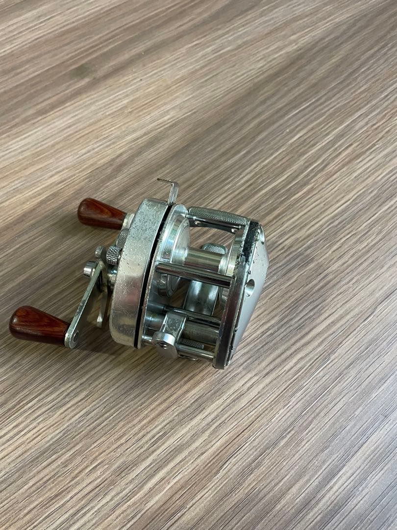 シマノ　バンタム100 オールドリール　ヴィンテージ　オールドシマノ