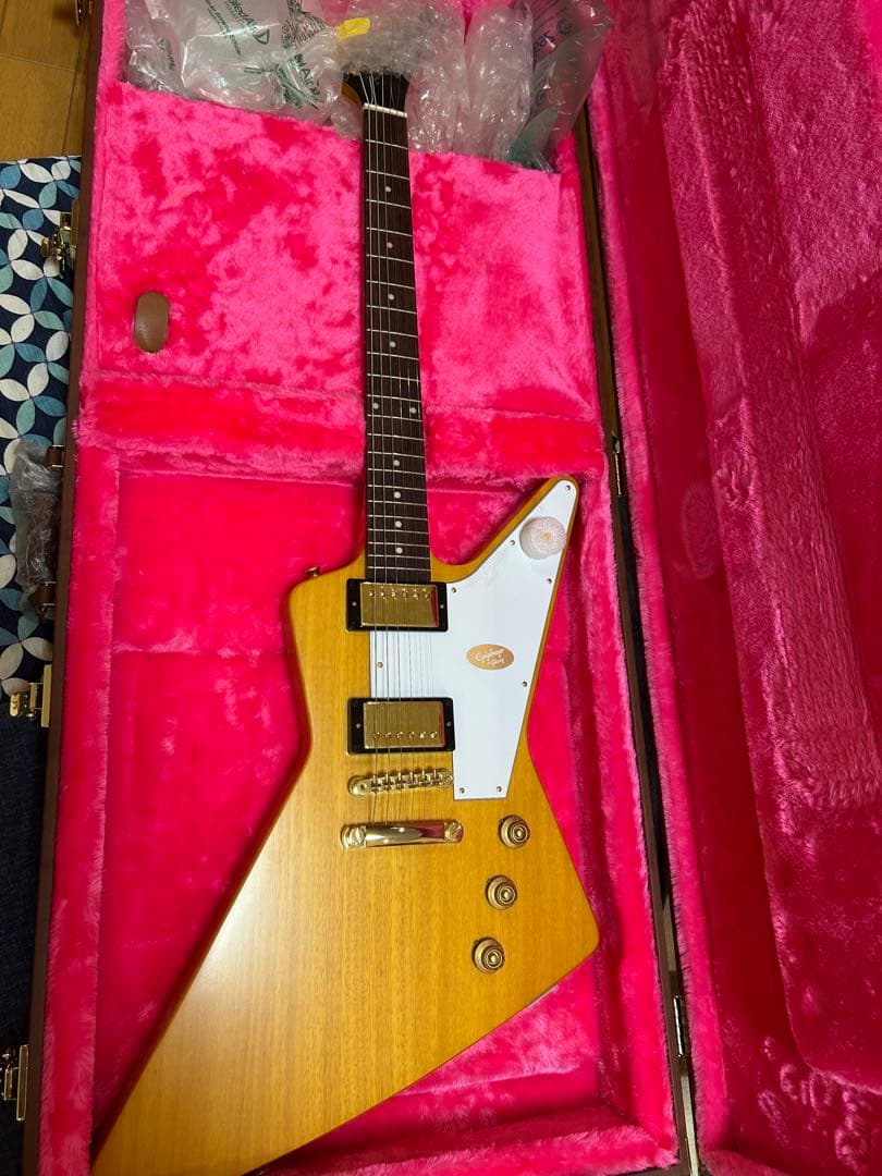 Epiphone by Gibson Korina Explorer ケース付き